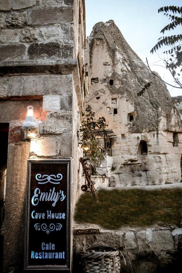 Bed and Breakfast Emily Cave House Göreme Zewnętrze zdjęcie