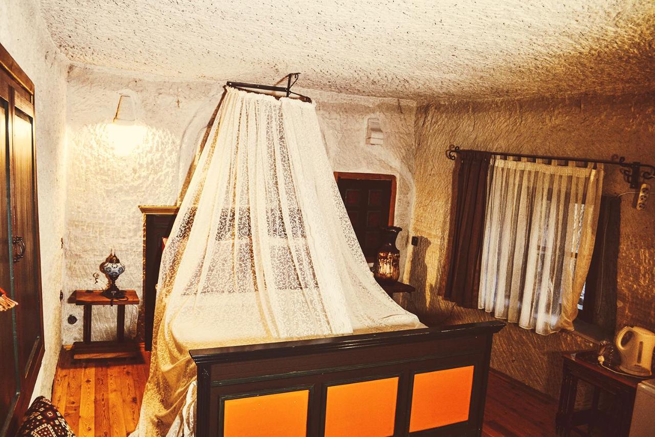 Bed and Breakfast Emily Cave House Göreme Zewnętrze zdjęcie