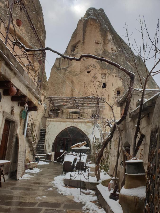 Bed and Breakfast Emily Cave House Göreme Zewnętrze zdjęcie